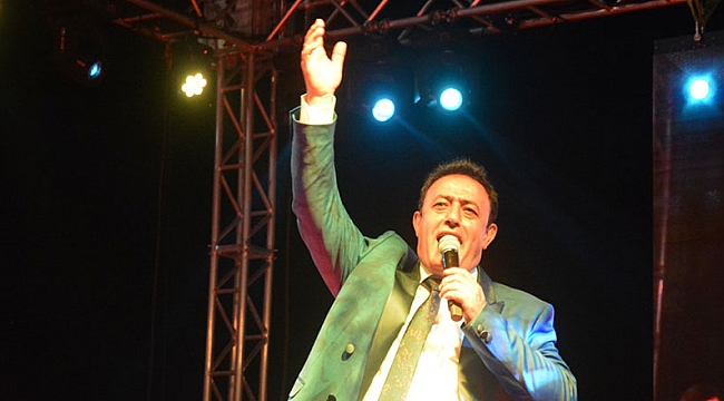 Mahmut Tuncer Dilovalıları coşturdu