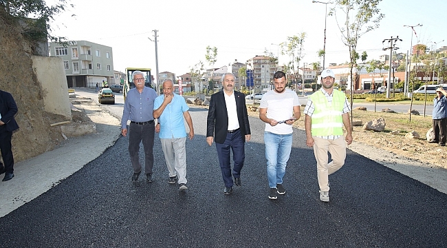 Büyükgöz asfalt çalışmasını yerinde inceledi