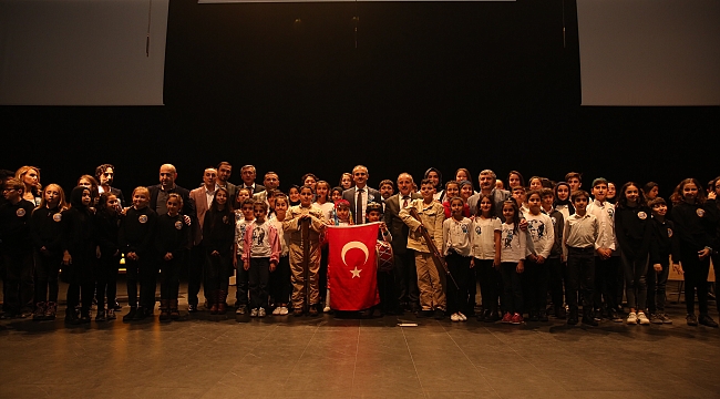 Çayırova, Mehmet Akif Ersoy'u unutmadı