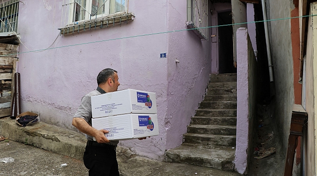 Gönüller kazanılıyor, evlere sıcak yemek gidiyor