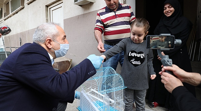 Başkan Amcasından Minik Zeynep’e Sürpriz