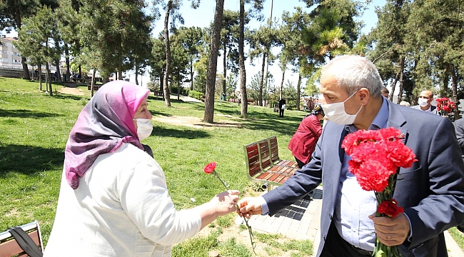 Başkan Büyükgöz’den  Anneler Günü Ziyaretleri