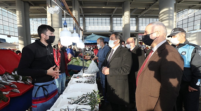 Kaymakam Güler ve Başkan Büyükgöz’den Pazar denetimi