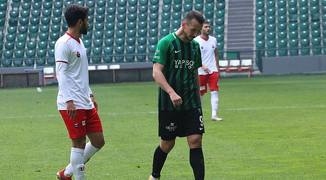 Kocaelispor bir sıra daha geriledi