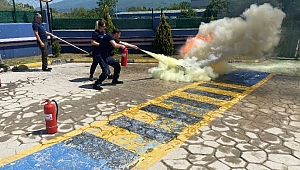  Büyükşehir İtfaiyesinden acil durum ekiplerine uygulamalı eğitim