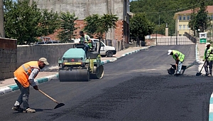 Bağdat Caddesi'ne 2 Günde Bin 450 Ton Asfalt Serildi