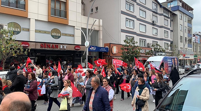 CHP, Çayırova’da gövde gösterisi yaptı