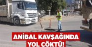 Anibal kavşağında yol çöktü!