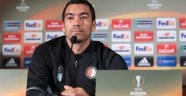 Bronckhorst: Fenerbahçe'yi yenmek büyük prestij olur