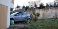 Freni Patlayan Araç Apartmana Uçtu